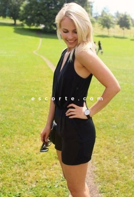 rencontre sexuelle escort Paris MILA
